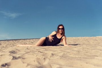Fototapeta na wymiar Summer sunny day on the sand