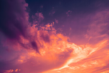 Fototapeta na wymiar sunset sky with purple clouds