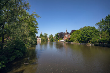 Fototapeta na wymiar The Minnewater (or Lake of Love), a fairytale scene - Bruges