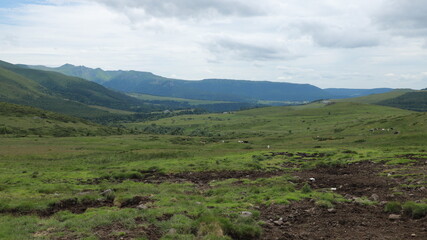 randonn&eacute;e autour du lac de Gu&eacute;ry, Auvergne