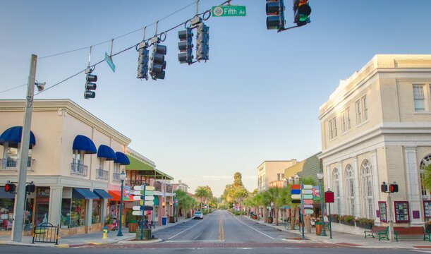 Downtown Mount Dora, a small artsy town near Orlando Florida