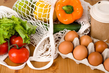 eco-friendly containers for food . Zero waste. Sustainable shopping.Paper cup