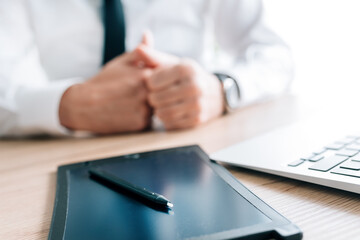 Stylus and pad for electronic signature on banker office desk