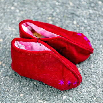 Intangible cultural heritage of traditional handmade shoes and folk crafts