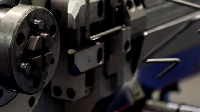 CNC machine for three-dimensional wire bending