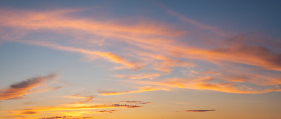 Naklejka na ściany i meble Panorama of a dramatic evening sky