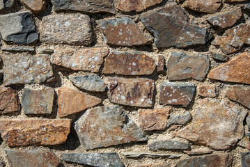 mur de granit à Perros-Guirrec en Bretagne en France