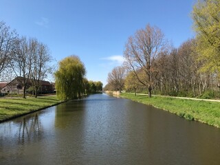 Fototapeta na wymiar Canal in Almere Buiten park