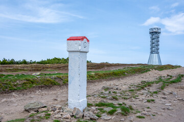 Peak of Śnieżnik Kłodzki - lookout tower - obrazy, fototapety, plakaty