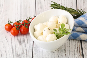 Mozzarella cheese balls in the bowl