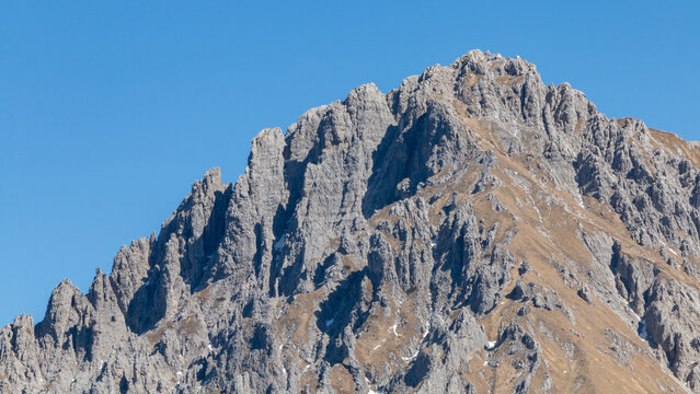 the top of the southern Grigna or Grignetta.