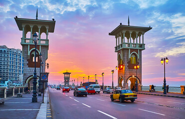 Traffic on Stanley bridge, Alexandria, Egypt - obrazy, fototapety, plakaty