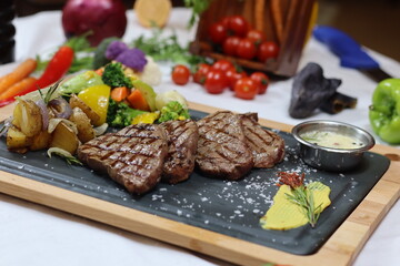 grilled steak with vegetables