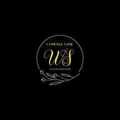 Fototapeta premium Initial letter WS handwriting with floral frame template