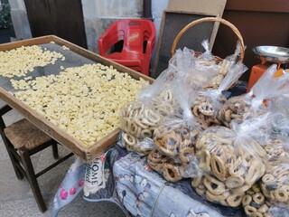 Bari e provincia - Puglia-  Le orecchiette pugliesi - tradizione manufatturiera - fatte a mano -...