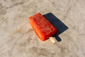 Paleta de mango con chile