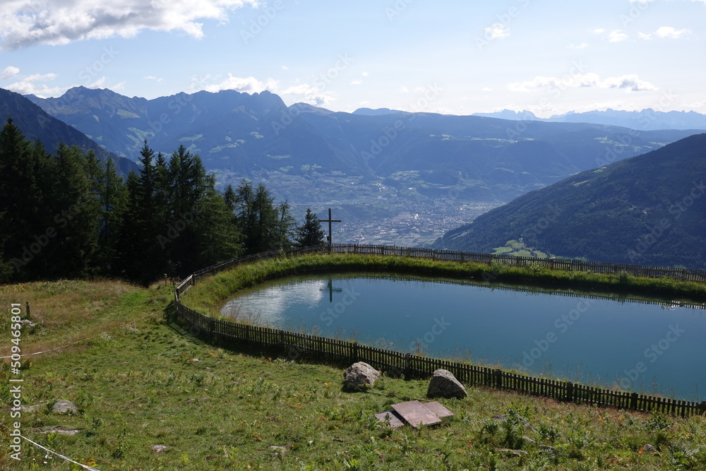 Wall mural See bei Giggelberg in Suedtirol