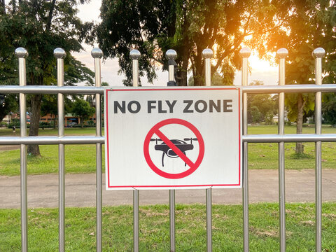 No fly zone sign. Drone flight not allowed. drone restricted area.