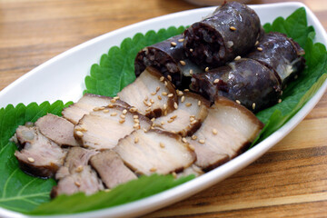 korean Blood Sausage & Boiled Beef Slices
