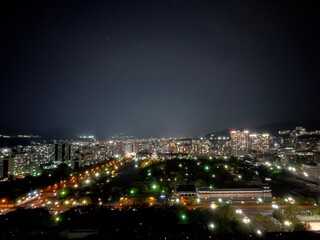 Obraz premium 城のある景色-夜