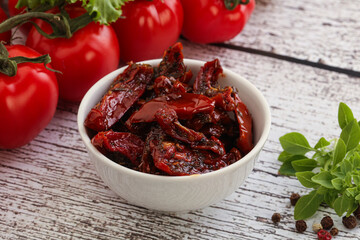 Sun dried tomato with olive oil