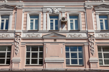 Obraz premium Moscow, Russia, April 19, 2022. Typical historical architectural in downtown, 