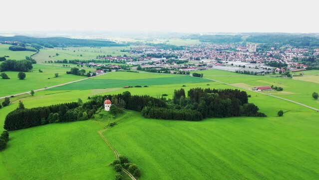 Drohnenvideo von Ottobeuren an der Buschelkapelle