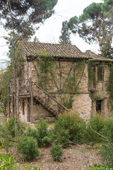 Jardin de El Capricho, zona residencial de la Alameda de Osuna, comunidad autonoma y ciudad de Madrid, pais de Espa&ntilde;a o Spain