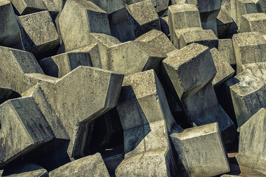 X-blocks at the beach © atosan