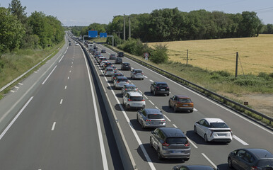 Bouchon au retour de vacances sur une autoroute