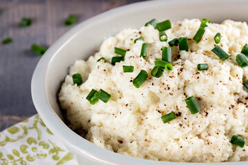 Mashed Cauliflower, a Healthy Alternative to Mashed Potatoes 