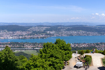Aerial view of City of Zürich and Lake Zürich seen from local mountain Uetliberg on a sunny spring day. Photo taken May 18th, 2022, Zurich, Switzerland.