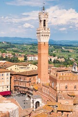 Fototapeta na wymiar Panoramica de Siena. Piazza del campo