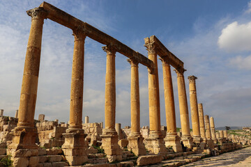Fototapeta premium Jerash, Jordan - columns in historical Jerash city (Grassa) Roman and Greek city