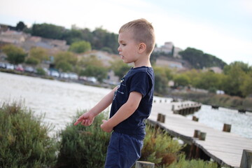 enfant à la mer