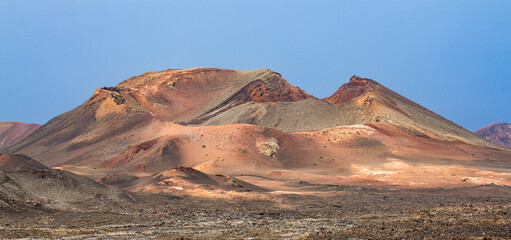 Vulkane in den schönsten Farben auf Lanzarote
