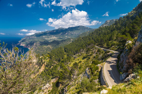 Mallorca scenic drive along MA-10 road (Sol de Mallorca) 