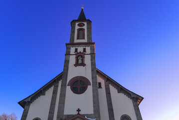 Fototapeta na wymiar St. Antonius Kirche in Schönwald am Schwarzwald