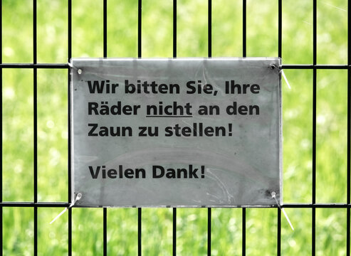 R&auml;der abstellen verboten