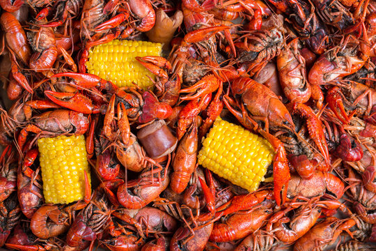 Spicy Boiled Crawfish with corn