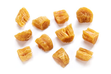 割れた帆立貝の干し貝柱