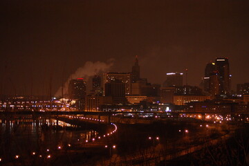 Fototapeta na wymiar St Paul Minnesota at Night 