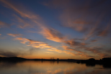 Fototapeta na wymiar beautiful landscape, sunset on the Angara river