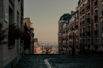 Morning at Rue des Suales
