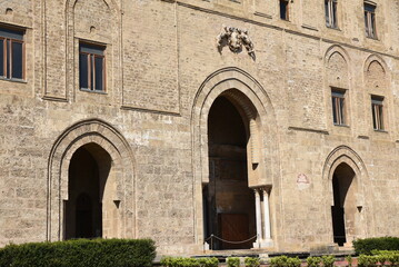 Fototapeta na wymiar Façade du palais de la Zisa à Palerme. Sicile