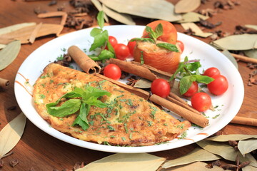 Traditional Arabic breakfast | Arabic food and drinks backgrounds | Manakish | Middle East