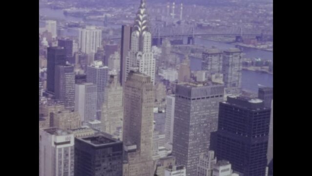 New York 1973, New York aerial cityscape view