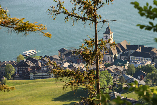 Romantisches Salzkammergut; Blick von der  Vormauer auf den Ortskern von St. Wolfgang