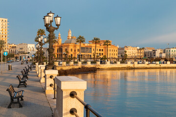 Bari - The promenade with theater in the morning light. - obrazy, fototapety, plakaty