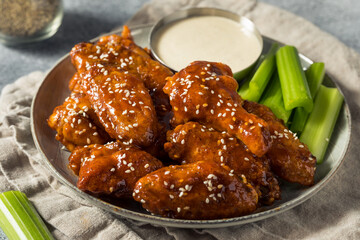 Homemade Sriracha Honey Chicken Wings